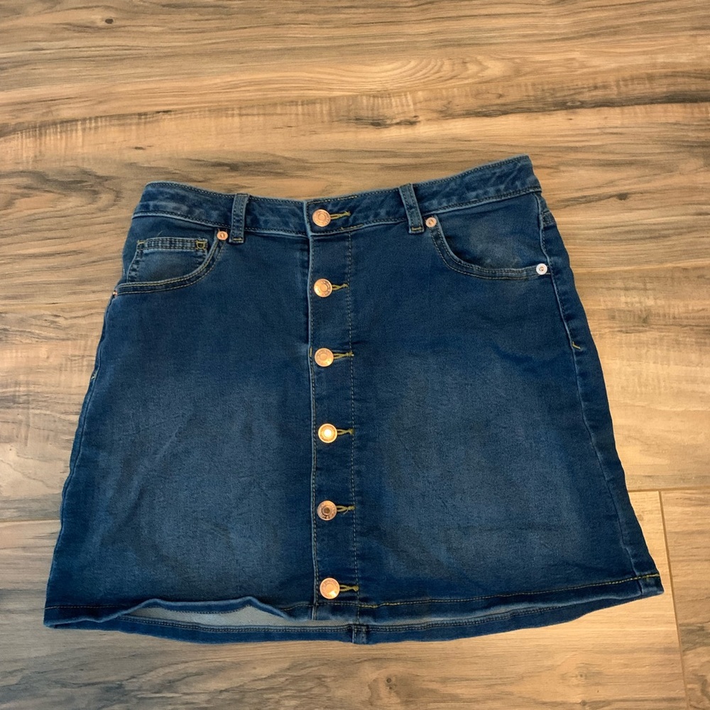 This dark wash denim skirt from cat & jack was a staple during the fall!!